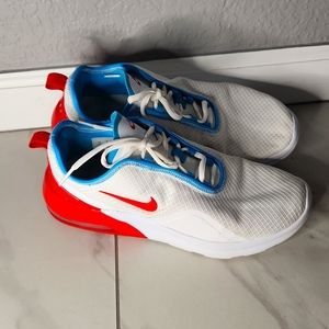 Nike Air tennis shoes